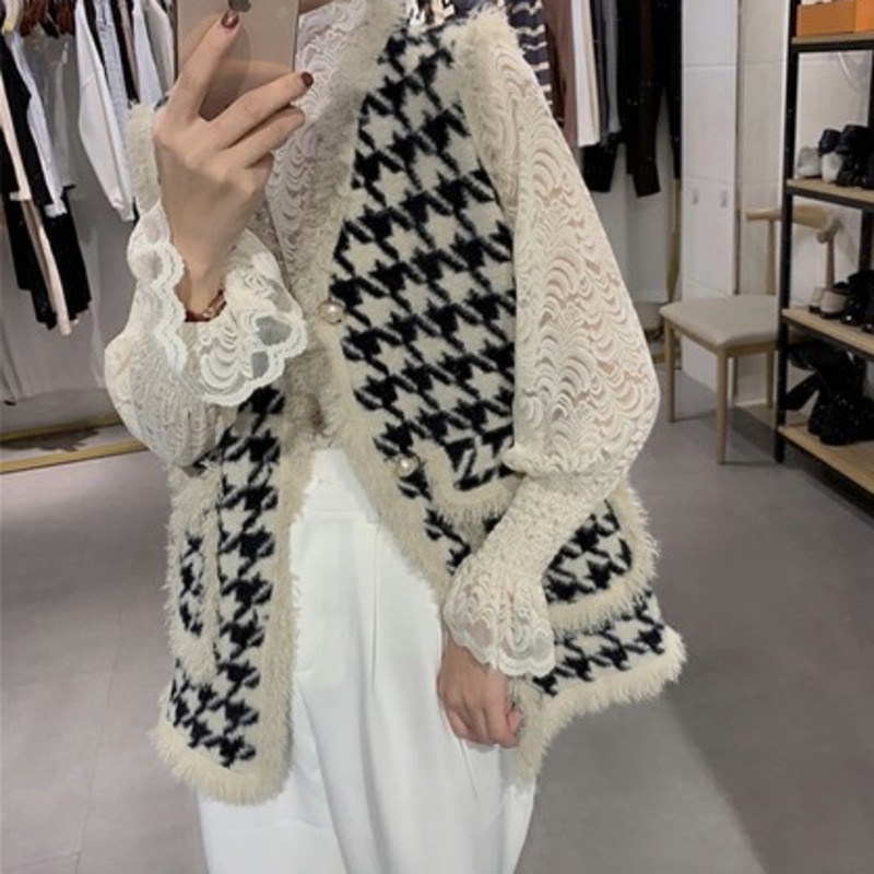 Áo khoác cardigan sát nách cổ chữ V họa tiết sọc răng cưa phong cách Hàn Quốc thời trang