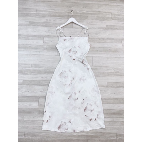 Váy Lụa Hai Dây Kèm Ảnh Thật