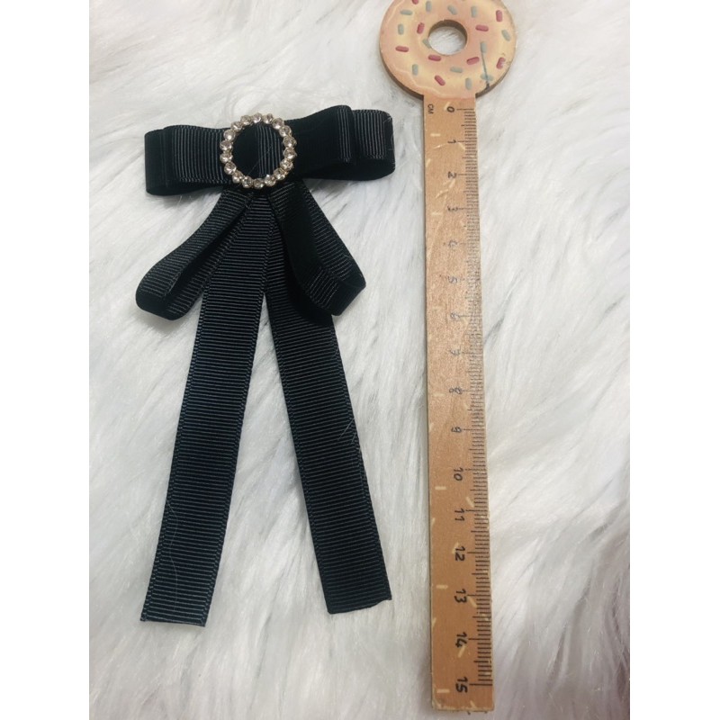 Cài áo nơ xinh. KT 9 x 15cm và 7 x 13cm