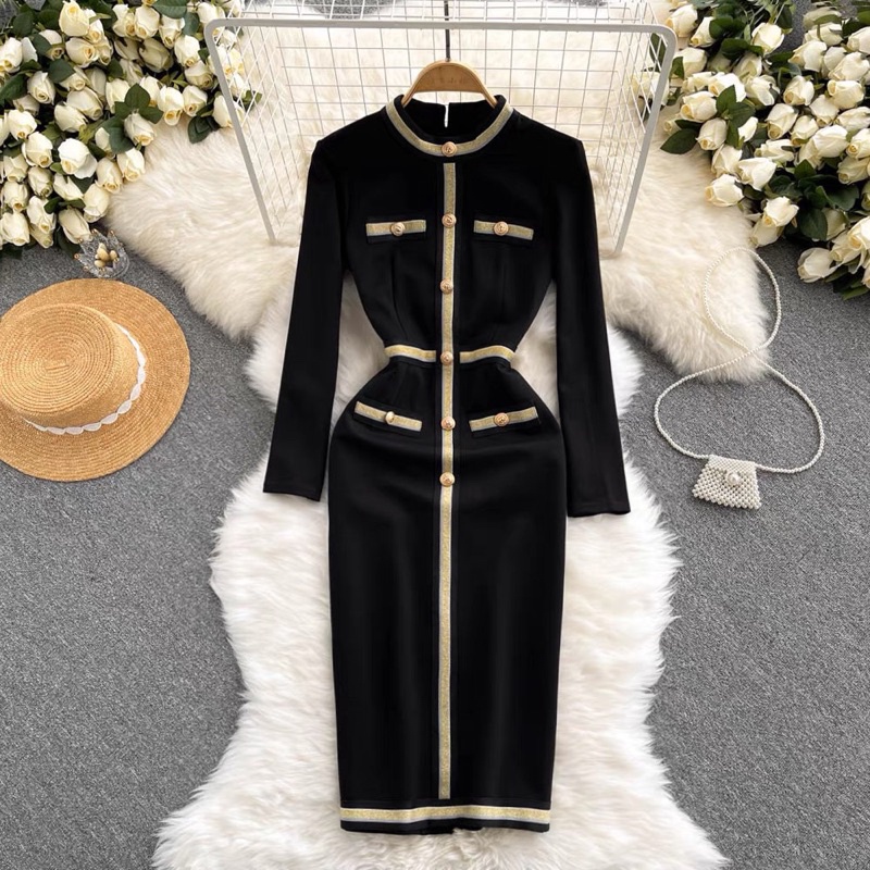 Váy umi ôm body cổ tròn thu đông