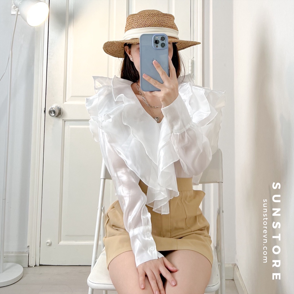 Áo kiểu nữ croptop tay dài cài nút chất liệu organza sang chảnh freesize form chuẩn 2 màu đen và trắng