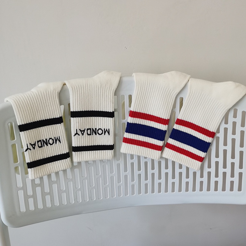 Vớ thể thao WAFNHA D614 cotton màu trắng thiết kế đơn giản