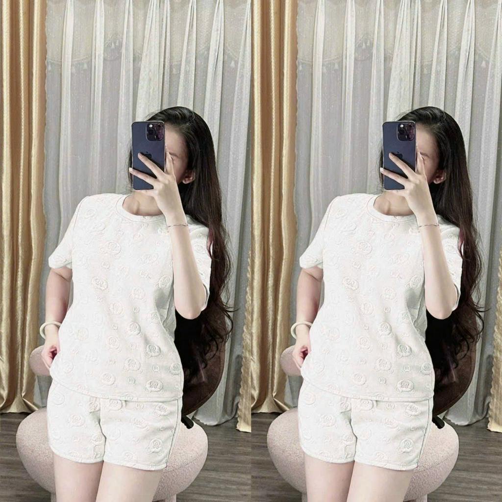 Set đồ nữ đi chơi cá tính, set bộ 2 món quần đùi lưng thun kèm áo thun form rộng cổ tròn ngắn tay chất xốp dập nổi