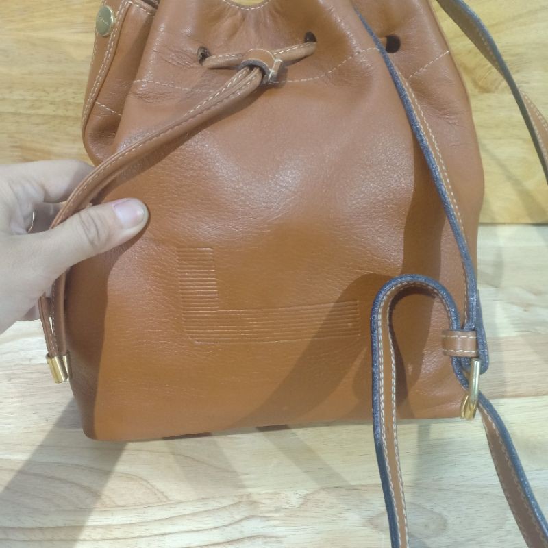 Túi bucket da thật secondhand  041212