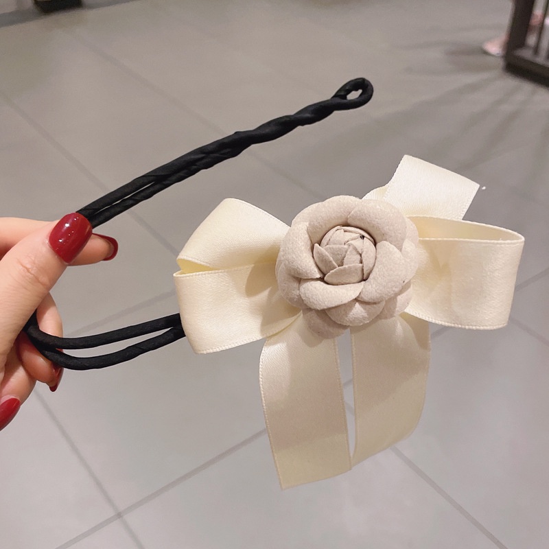 Dây Cột Tóc Thắt Nơ Phối Hoa Trà Và Bóng Lông Phong Cách Hàn Quốc Ngọt Ngào Cho Nữ