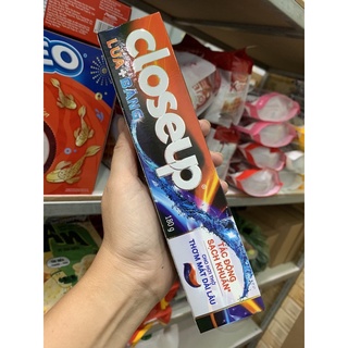 Kem đánh răng Closeup lửa băng 180g