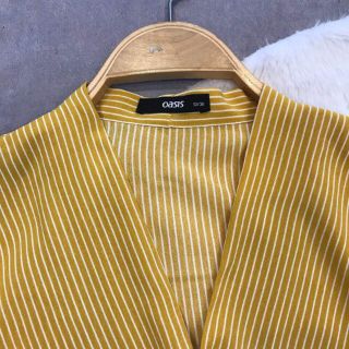 ÁO SƠMI CỔ V VẠT CHỒNG