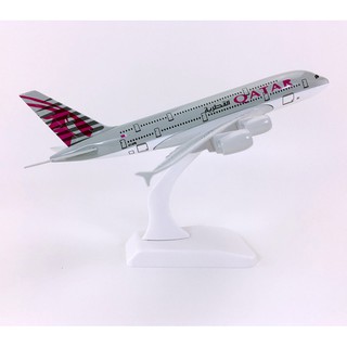 Máy bay mô hình Qatar Airways_Airbus A380 (20cm)