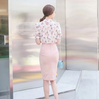 Chân váy bút chì xẻ truớc siêu ôm