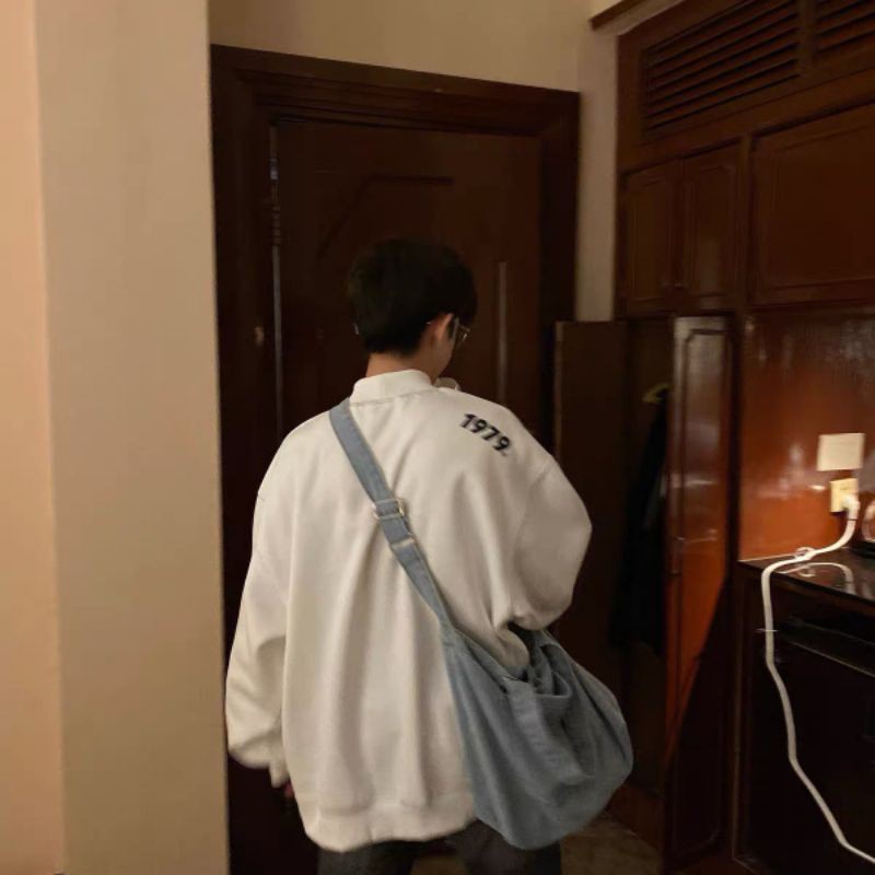 Áo sweater nữ nam dài tay in1979 from rộng unisex dưới 80kg - Áo nỉ cotton in1979 tay in wear and tran | BigBuy360 - bigbuy360.vn