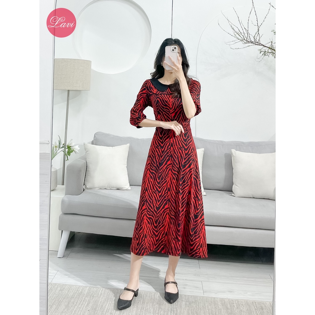 L3154 - ĐẦM XÒE HỌA TIẾT CỔ SEN TAY LỠ - Lavi House