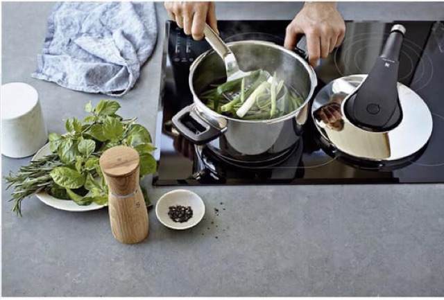 NỒI ÁP SUẤT WMF PERFECT 4.5L