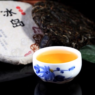 Trà Phổ Nhĩ Băng Đảo(Bánh 100g)
