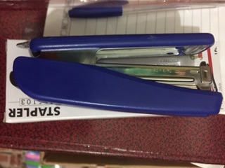 Máy bấm  ghim STAPLER