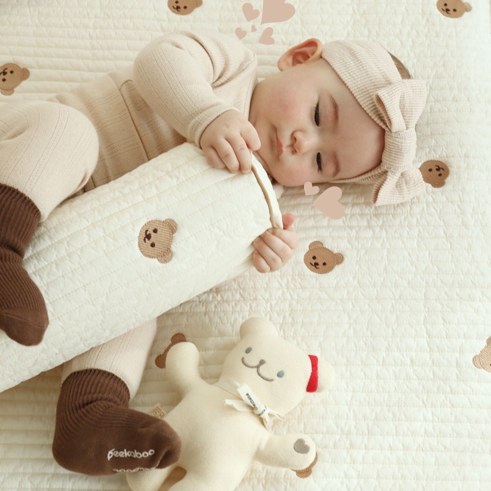 Gối ngủ dài kẻ sọc hình trụ chống va đập phong cách Hàn Quốc cho bé