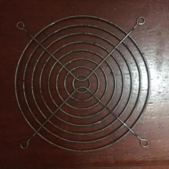 Tấm chắn bảo vệ fan 14cm tháo máy đang sử dụng