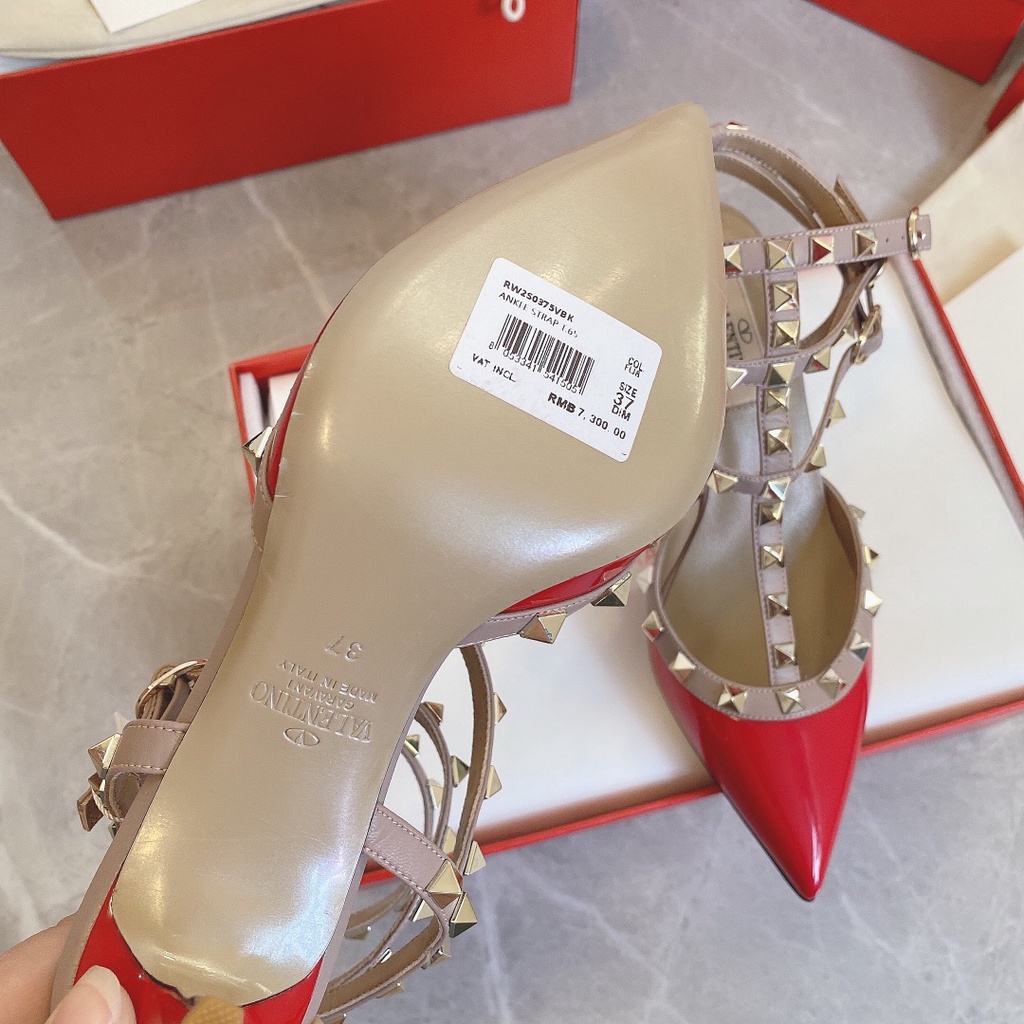 Hộp No Box- 2021 mới ROCKSTUD CAGED PUMP 10 MM