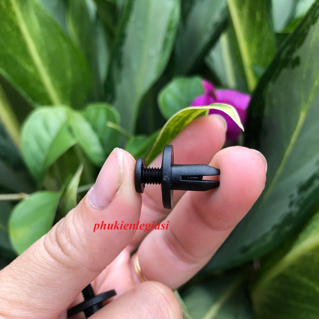 Nút Vít Nhựa 6mm Màu Đen Thay Thế Cho Xe Hơi hàng OEM Mitsubishi grandis