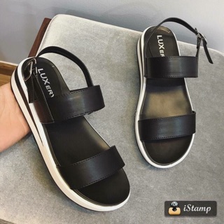 Sandal học sinh bản quai ngang.