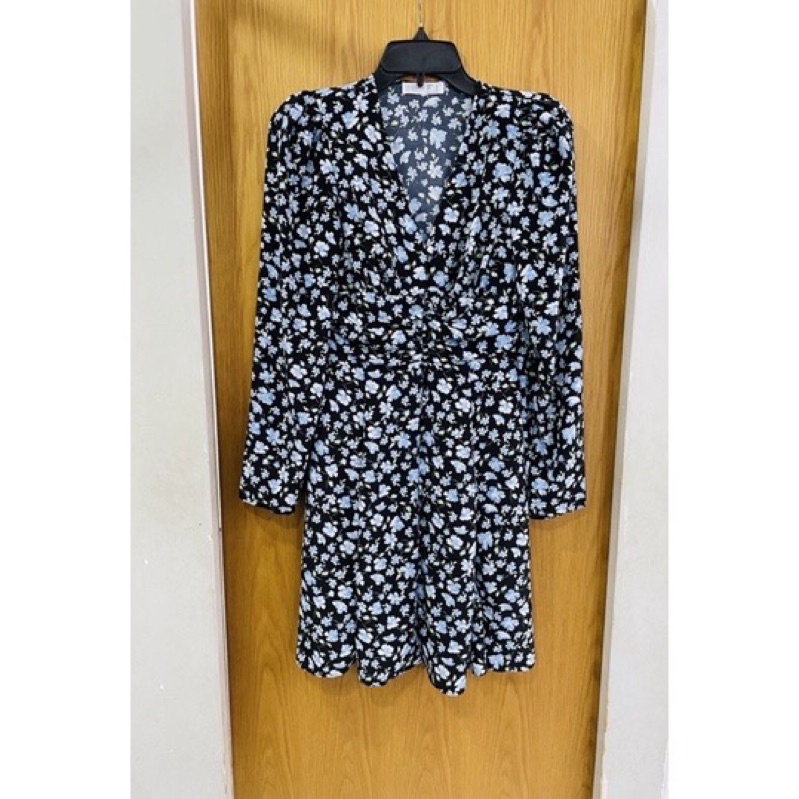 Đầm hoa nhí tay bồng primark
