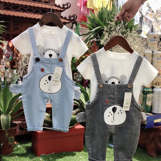 Sét yếm bò cho bé