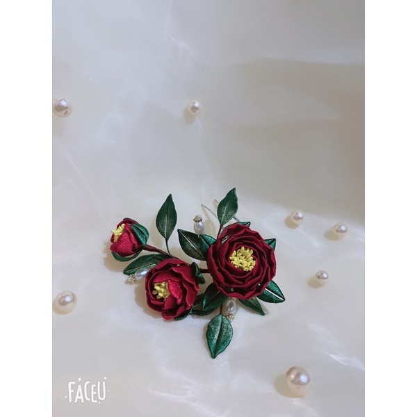 Trâm hoa trà đỏ