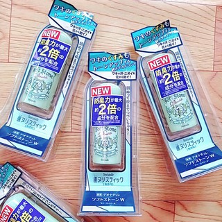 Lăn nách đá khoáng Deonatulle Soft Stone Nhật Bản (xanh lá 20g)