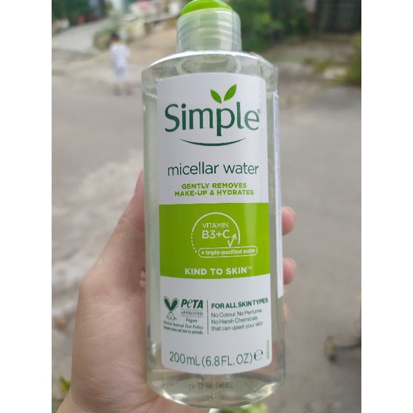 Nước tẩy trang Simple dịu nhẹ Kind to Skin Micellar water 200ml