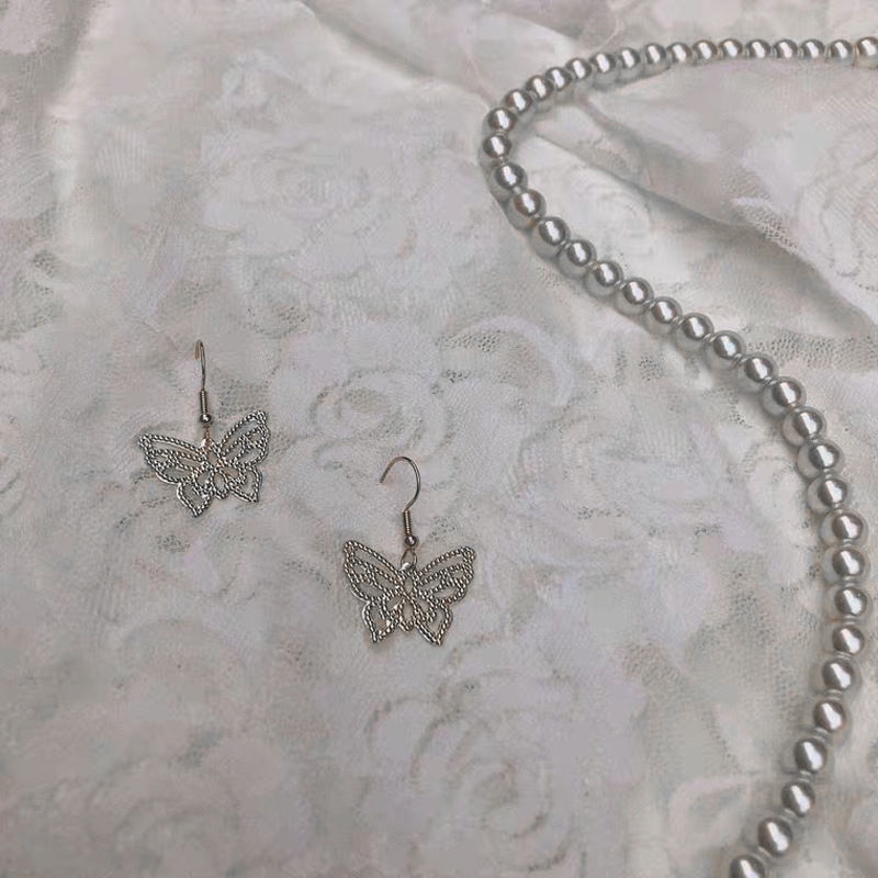 [Giao Hàng Miễn Phí] Bông Tai Hình Bướm Rỗng Ba Chiều Ngọt Ngào Đơn Giản Nhẹ Nhàng 22253