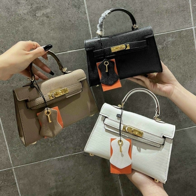 Túi đeo chéo, cầm tay dáng lùn size 19 tag vàng kèm phụ kiện siêu sang chảnh (ảnh thật) - không kèm gấu treo