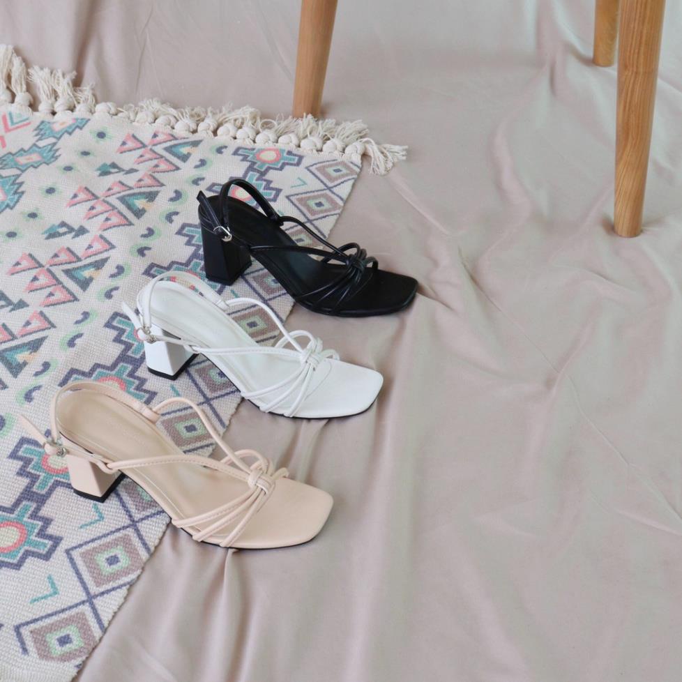 Giày Sandal Cao Gót Nữ bAimée & bAmor 3 Quai Mảnh Quai Hậu Khóa Cài Gót Vuông 7p Thời Trang Công Sở Cao Cấp - MS1534 KX