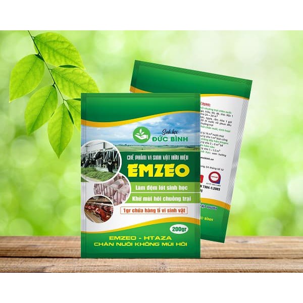 CHẾ PHẨM EMZEO Khử Mùi Hôi Chuồng Gà