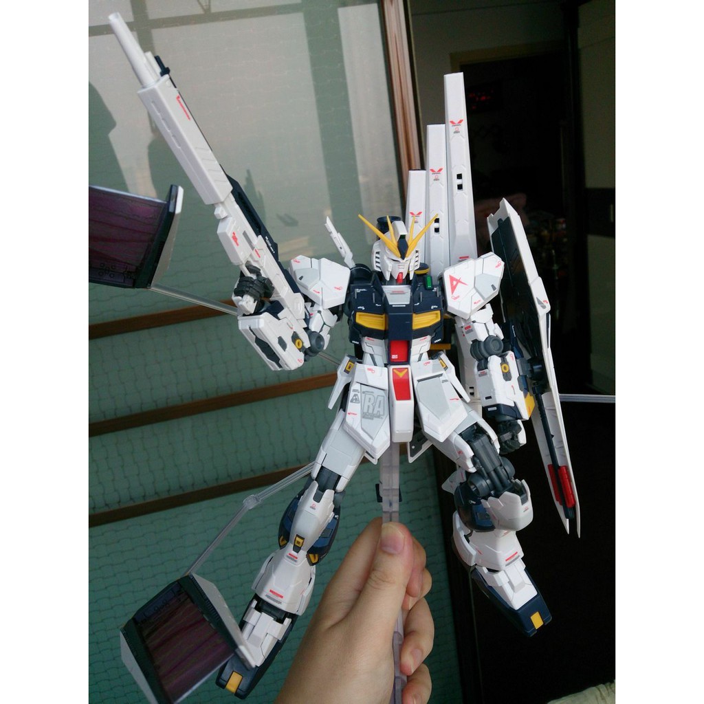 Mô Hình Lắp Ráp Gundam MG 6619 Nu ver.Ka Daban (tặng kèm 12 fin funnel)