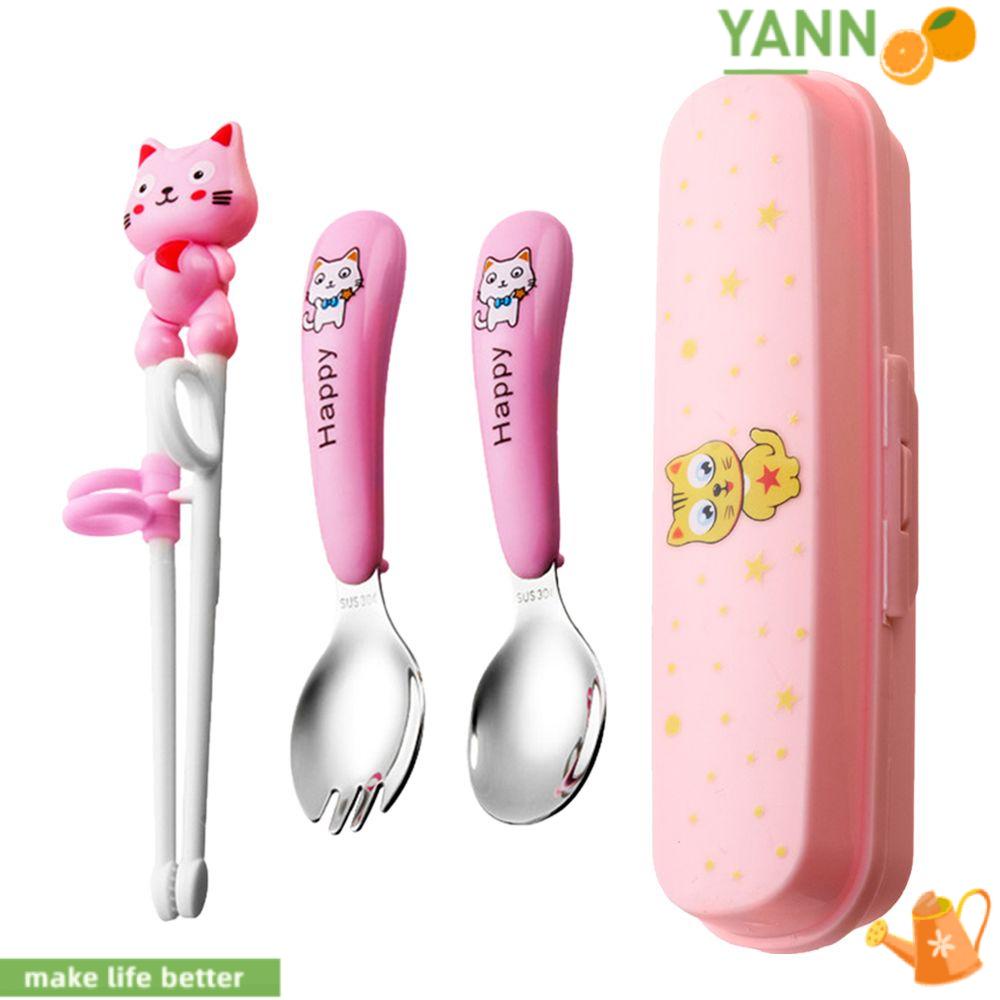 Bộ Dụng Cụ Tập Ăn Gồm Muỗng + Đũa + Nĩa Di Động Cho Bé Sơ Sinh 1 Tuổi