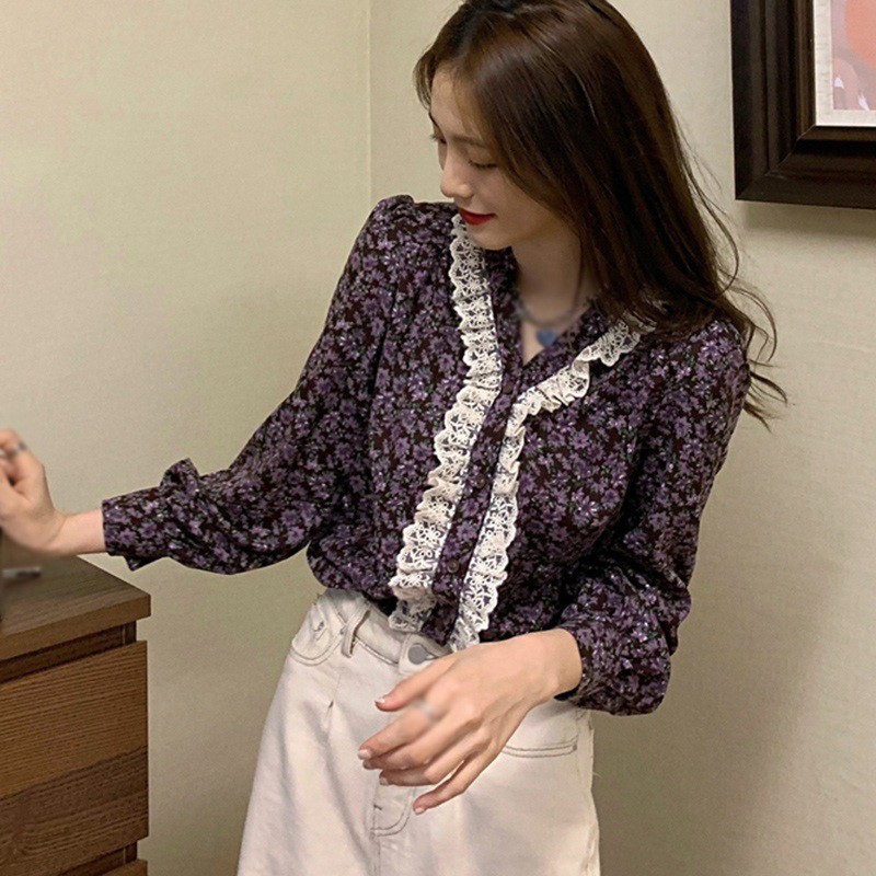 Áo Kiểu Tay Dài Phối Ren Hoa Thiết Kế Cổ Chữ V Nữ Tính