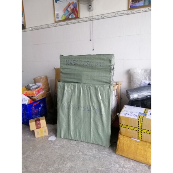 Chuồng bay cho gà tre. gà choị