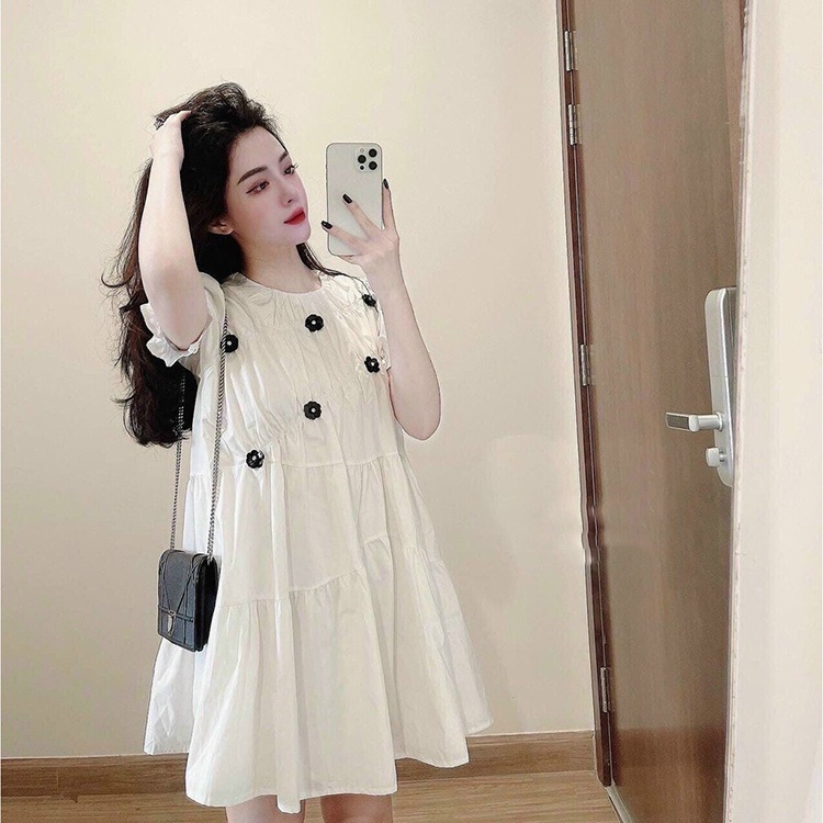 Đầm trắng cổ tròn đính hoa nhí siêu xinh Váy suông babydoll nhún ngực