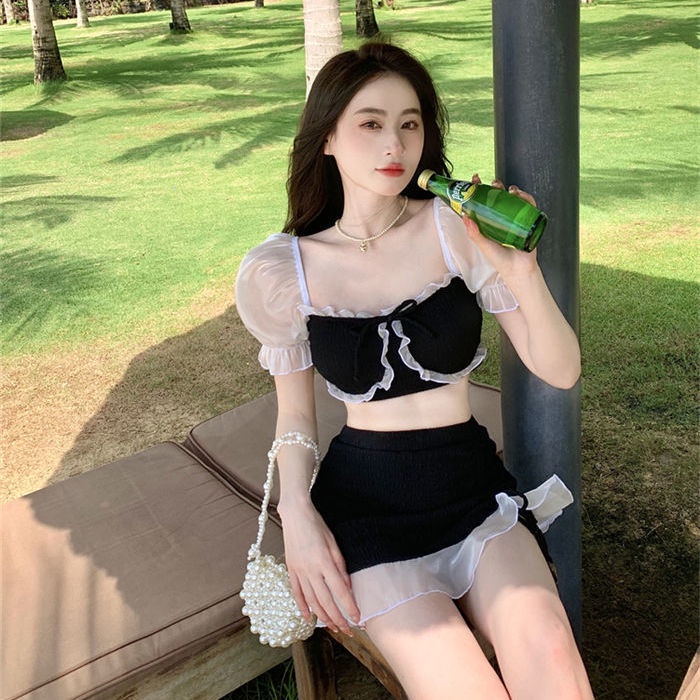 Bikini bãi biển 2 mảnh trông gầy bên trong với quần short bảo thủ phụ nữ áo tắm