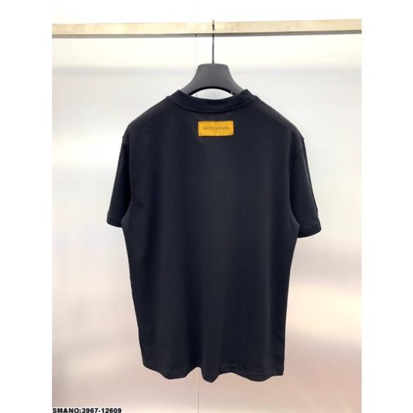 Áo Thun Unisex LV In Trước Ngực Đơn Giản - Áo Phông LV Cao Cấp Cho ACE
