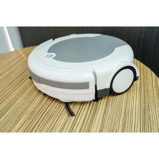 Robot hút bụi
