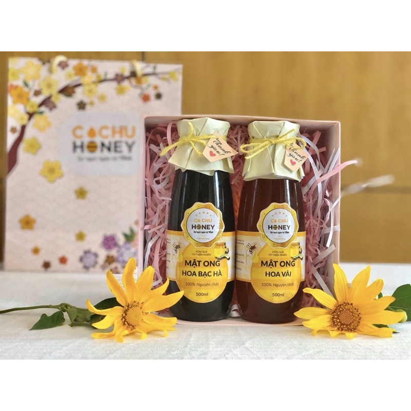 Combo quà tặng 2 chai mật ong bạc hà + vải loại 500ml kèm hộp đựng và giỏ xách
