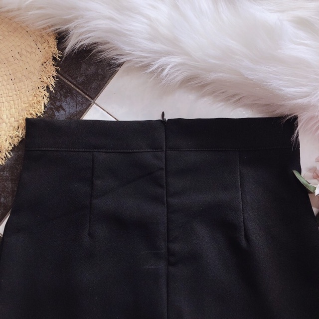 CHÂN VÁY CHỮ A ( Trắng/ Đen) | BigBuy360 - bigbuy360.vn