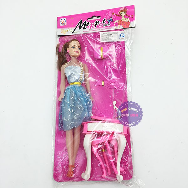 Bộ đồ chơi búp bê gái & bàn ghế trang điểm bằng nhựa