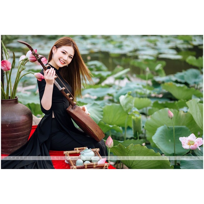 ÁO DÀI ĐEN TRƠN TRUYỀN THỐNG