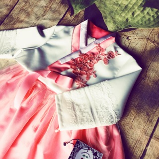 Hanbok cho bé