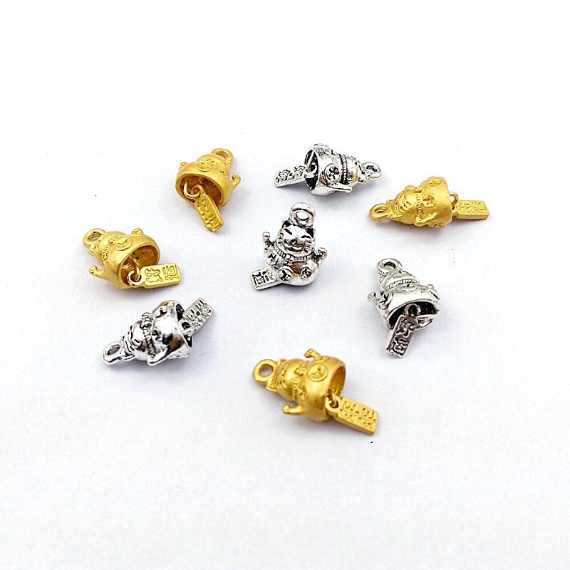 Charm mèo thần tài (tặng khoen tròn treo) - KL788