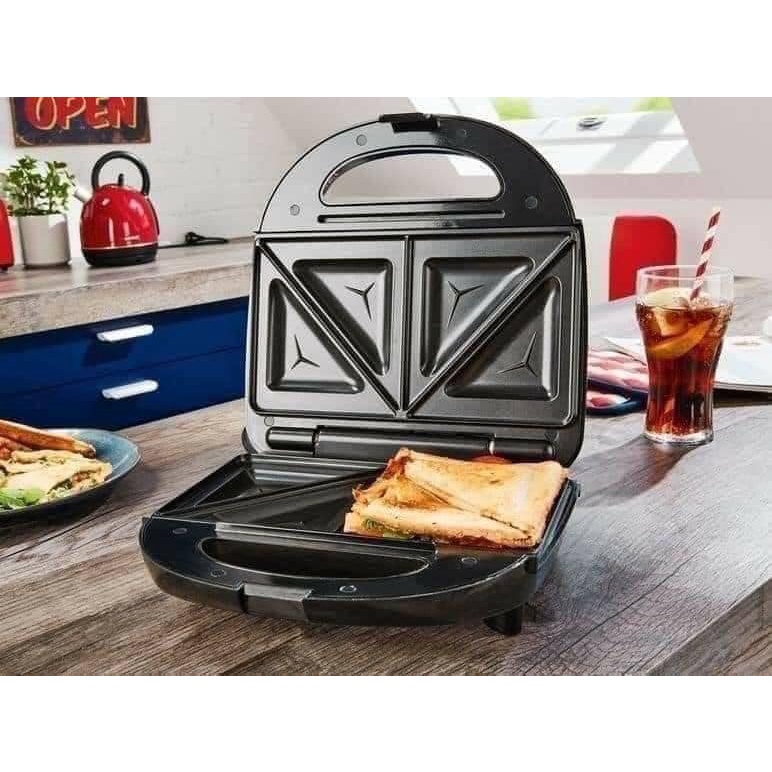 Máy kẹp bánh mỳ Silvercrest SSWM 700B1