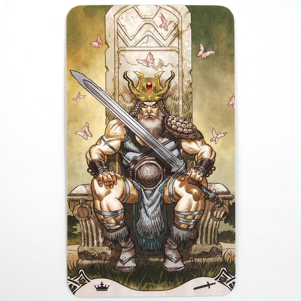 Bộ Bài Tarot Thần Kỳ Và Sách Hướng Dẫn