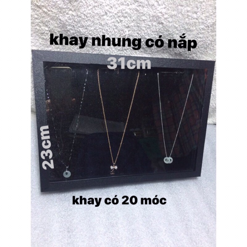 Khay nhung có nắp trưng dây chuyền ngắn hoặc lắc,23x31cm, có 3 màu,đỏ/đen/trắng