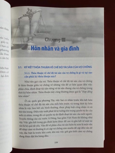 Sách - Cẩm nang pháp luật cá nhân và gia đình | BigBuy360 - bigbuy360.vn